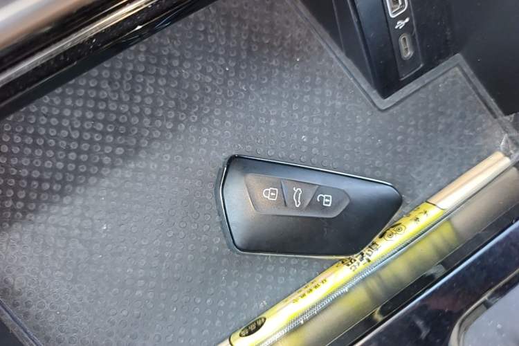 Used Volkswagen Viloran 2024 330TSI Business Edition Vehicle Key