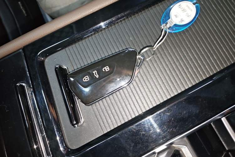 Used Volkswagen Viloran 2024 330TSI Business Edition Vehicle Key