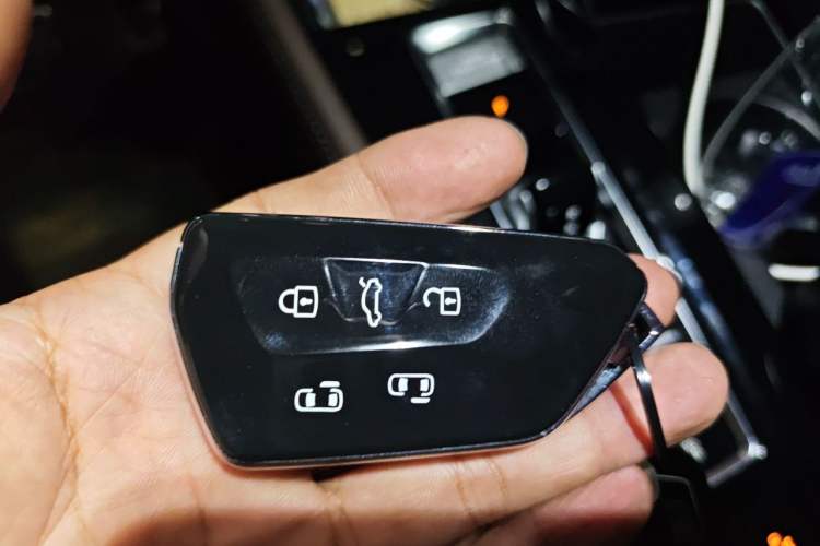 Used Volkswagen Viloran 2024 380TSI Luxury Edition Vehicle Key
