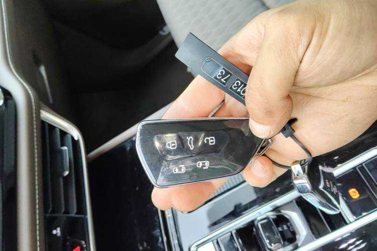 Used Volkswagen Viloran 2024 330TSI Business Edition Vehicle Key