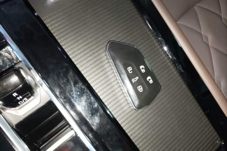 Used Volkswagen Viloran 2024 380TSI Premium Edition Vehicle Key
