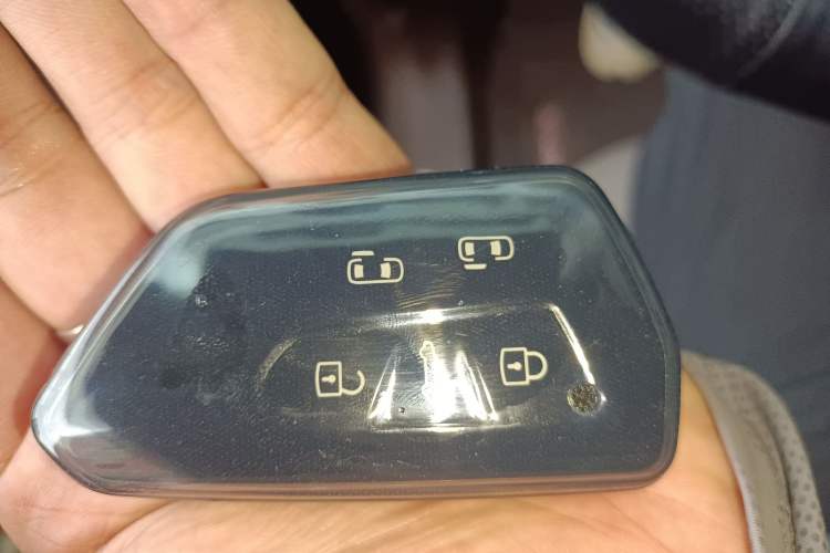 Used Volkswagen Viloran 2024 380TSI Premium Edition Vehicle Key