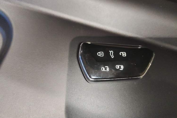 Used Volkswagen Viloran 2024 380TSI Premium Edition Vehicle Key