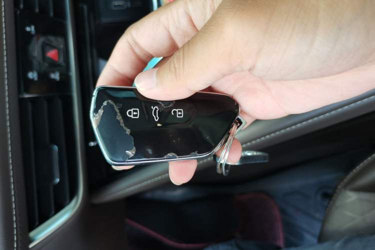 Used Volkswagen Viloran 2024 330TSI Business Edition Vehicle Key