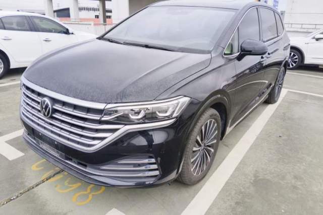 Used Volkswagen Viloran 2024 380TSI Premium Edition