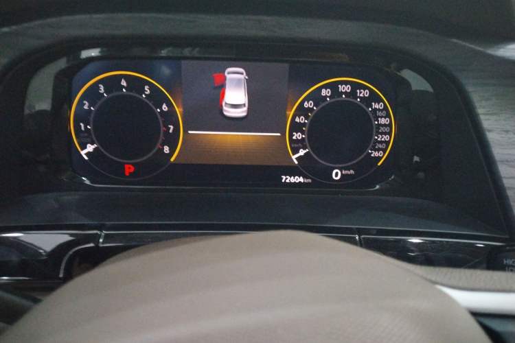 Used Volkswagen Viloran 2024 330TSI Luxury Edition Odometer Close Up