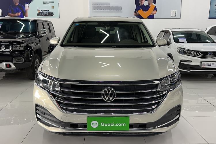Used Volkswagen Viloran 2024 330TSI Luxury Edition Exterior 1
