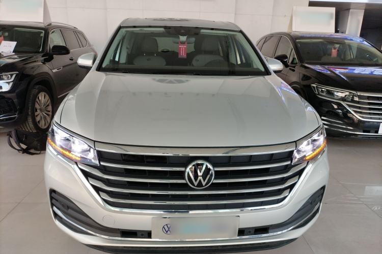 Used Volkswagen Viloran 2024 330TSI Luxury Edition Exterior 1