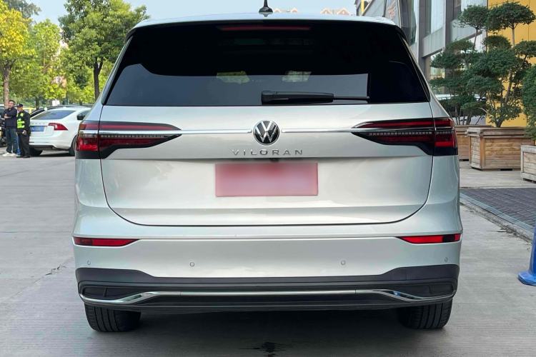 Used Volkswagen Viloran 2024 330TSI Luxury Edition Exterior 8