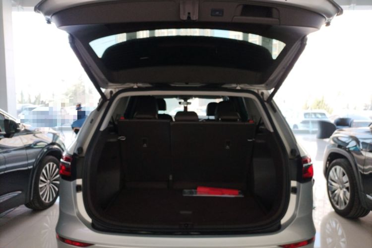 Used Volkswagen Viloran 2024 330TSI Luxury Edition Trunk