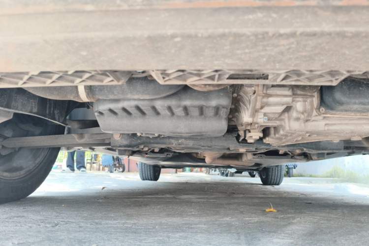 Used Volkswagen Viloran 2024 330TSI Luxury Edition Chassis Front