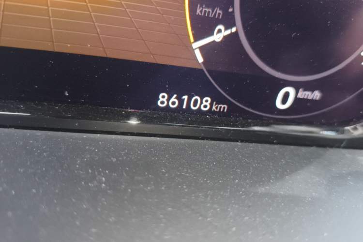 Used Volkswagen Viloran 2024 330TSI Luxury Edition Odometer Close Up