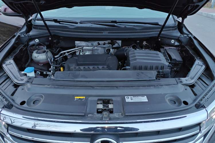 Used Volkswagen Viloran 2024 380TSI Luxury Edition Engine Bay