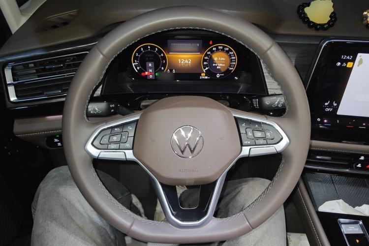 Used Volkswagen Viloran 2024 380TSI Premium Edition Steering Wheel