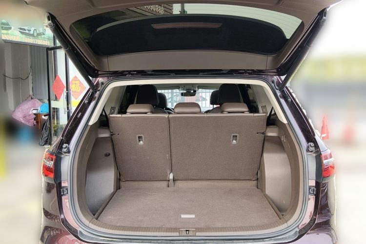 Used Volkswagen Viloran 2024 330TSI Luxury Edition Trunk