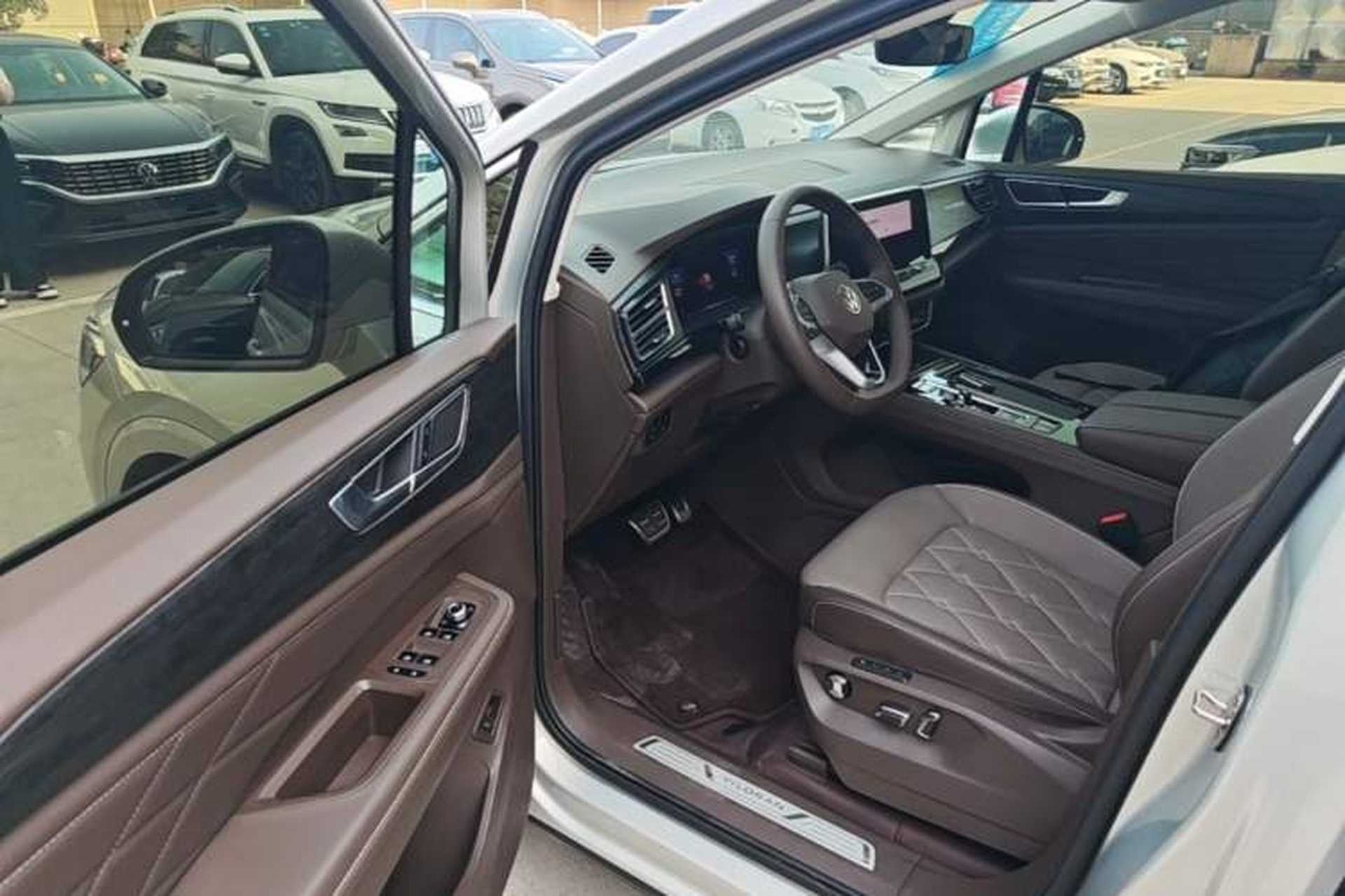 Used Volkswagen Viloran 2024 380TSI Premium Edition Driver Seat