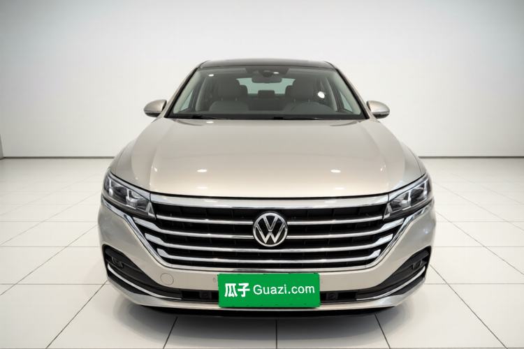 Used Volkswagen Viloran 2024 330TSI Luxury Edition Front