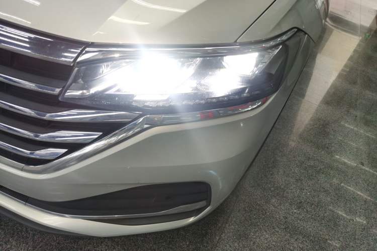 Used Volkswagen Viloran 2024 330TSI Luxury Edition Left Front Headlight