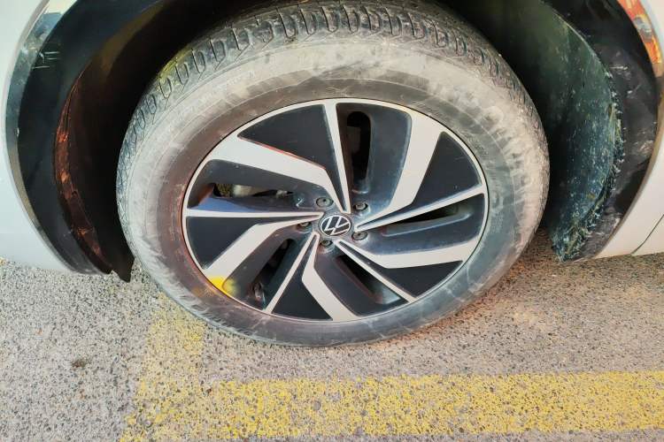 Used Volkswagen Viloran 2024 330TSI Luxury Edition Left Front Wheel Hub