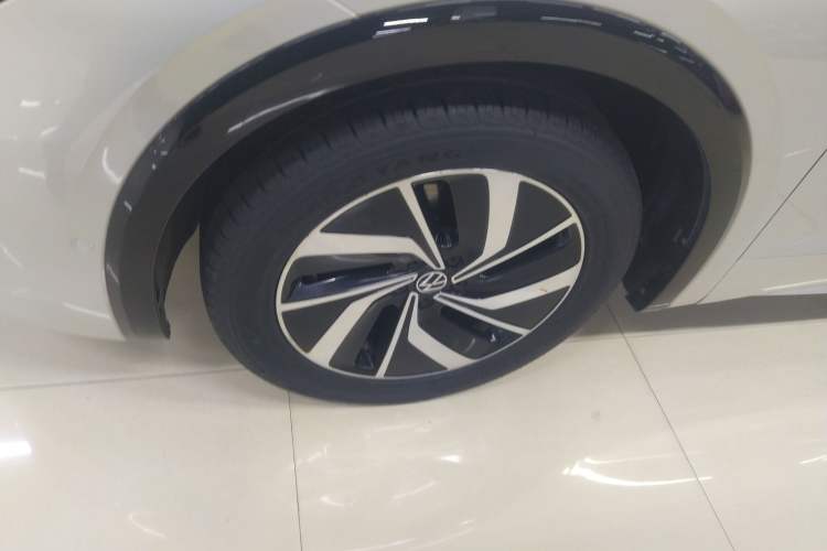 Used Volkswagen Viloran 2024 330TSI Luxury Edition Left Front Wheel Hub