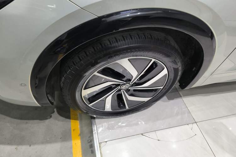 Used Volkswagen Viloran 2024 330TSI Luxury Edition Left Front Wheel Hub