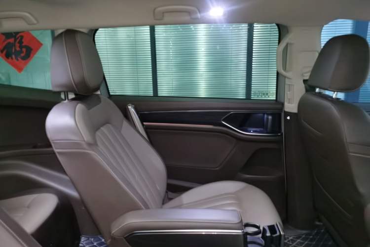 Used Volkswagen Viloran 2024 330TSI Luxury Edition Left Rear Door Interior