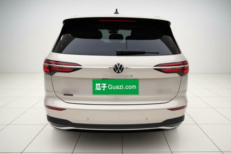 Used Volkswagen Viloran 2024 330TSI Luxury Edition Rear