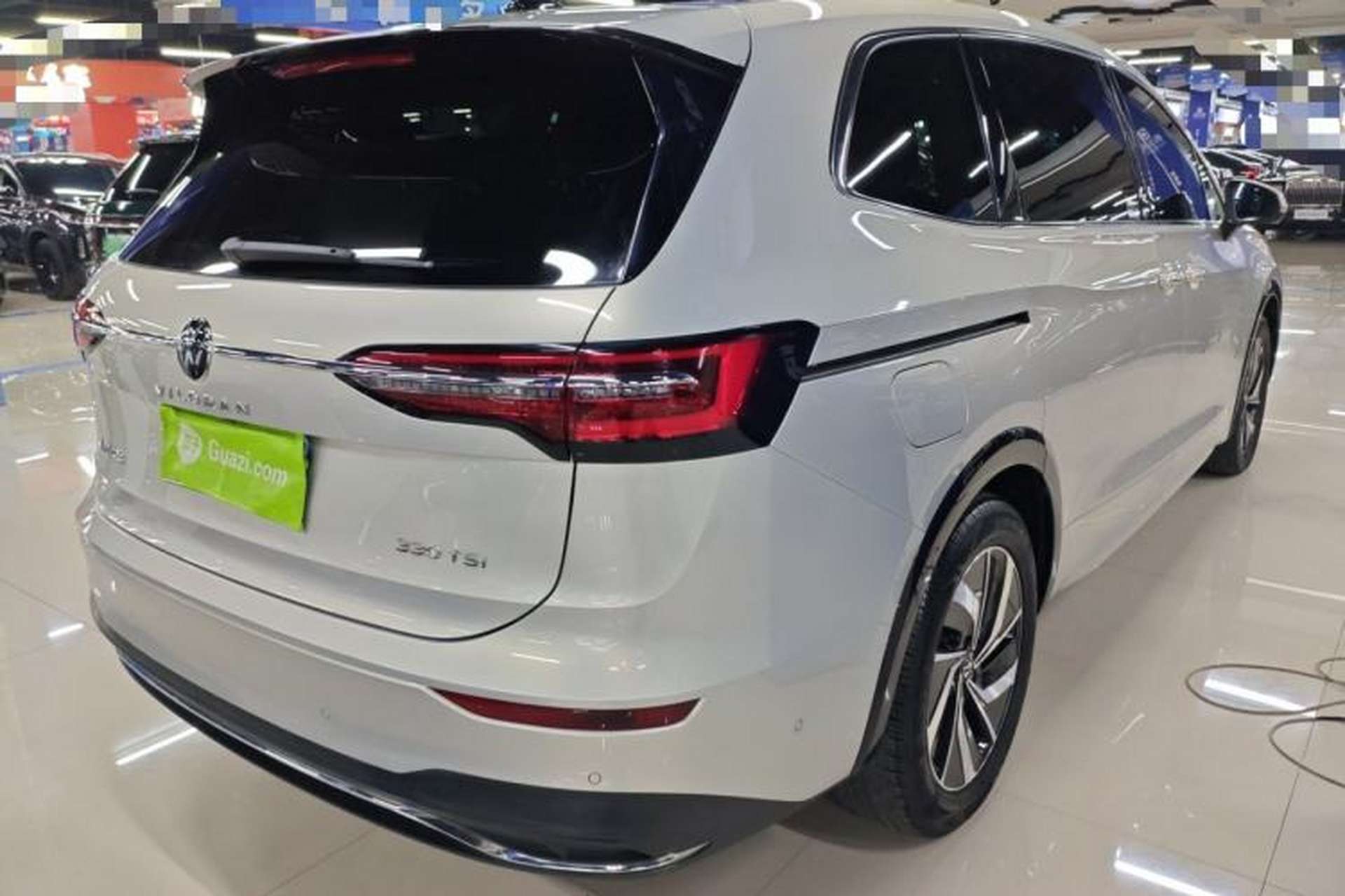 Used Volkswagen Viloran 2024 330TSI Luxury Edition Rear Right 45 Deg