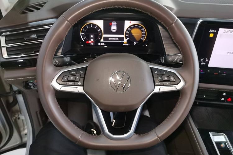 Used Volkswagen Viloran 2024 330TSI Luxury Edition Steering Wheel