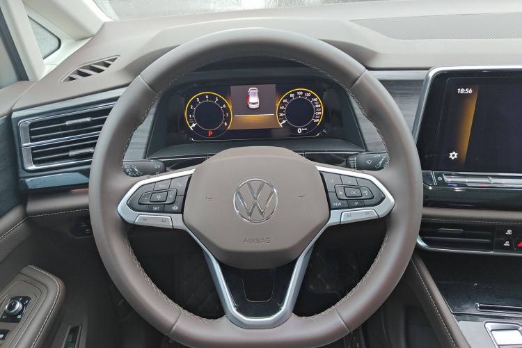 Used Volkswagen Viloran 2024 330TSI Luxury Edition Steering Wheel