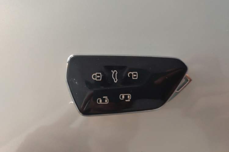 Used Volkswagen Viloran 2024 330TSI Luxury Edition Vehicle Key