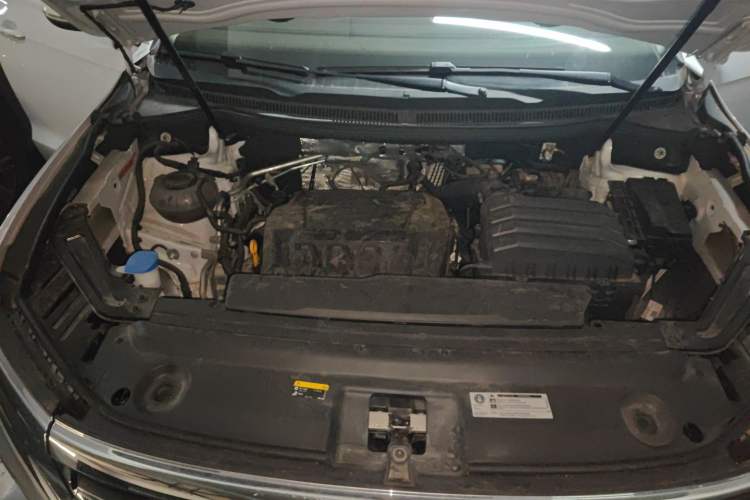 Used Volkswagen Viloran 2024 330TSI Business Edition Engine Bay