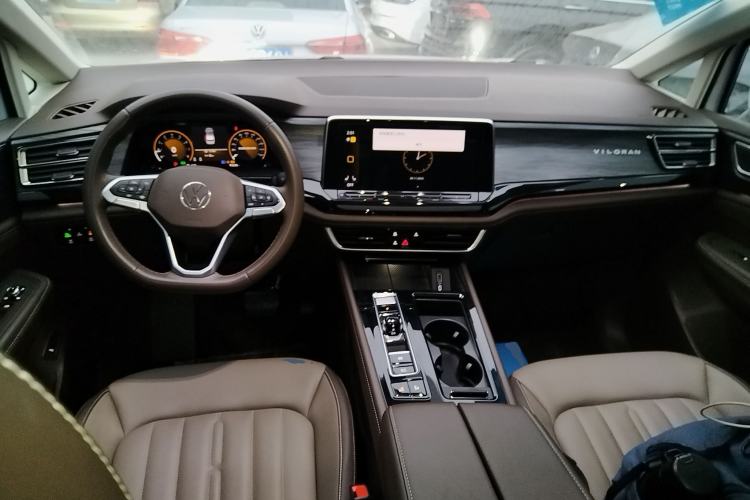 Used Volkswagen Viloran 2024 330TSI Luxury Edition Interior 2