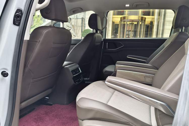 Used Volkswagen Viloran 2024 330TSI Business Edition Interior 7