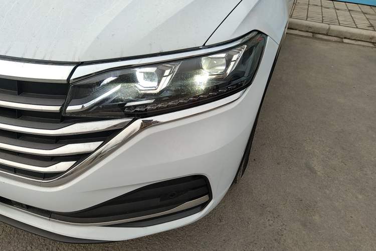 Used Volkswagen Viloran 2024 330TSI Luxury Edition Left Front Headlight