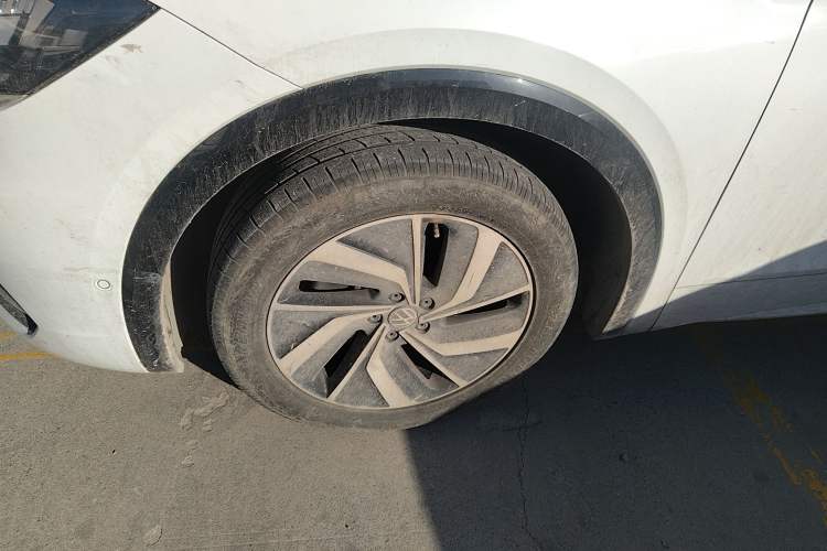 Used Volkswagen Viloran 2024 330TSI Luxury Edition Left Front Wheel Hub