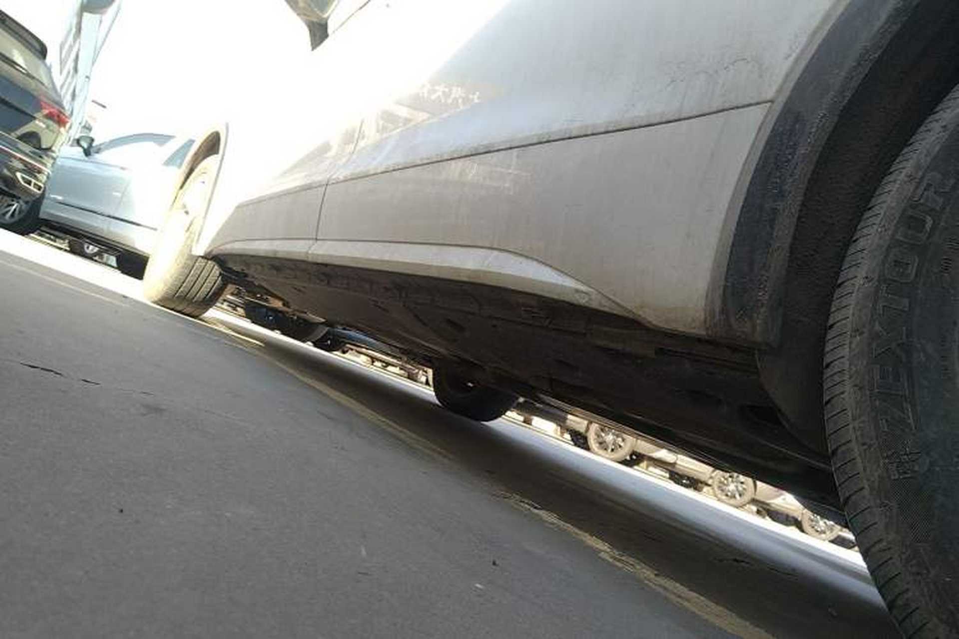 Used Volkswagen Viloran 2024 330TSI Luxury Edition Left Side Sill