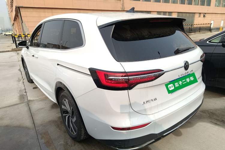 Used Volkswagen Viloran 2024 330TSI Luxury Edition Rear Left 45 Deg