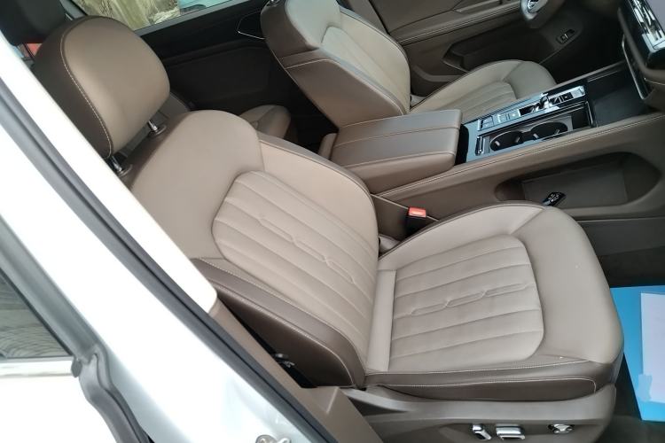 Used Volkswagen Viloran 2024 330TSI Luxury Edition Right Front Seat