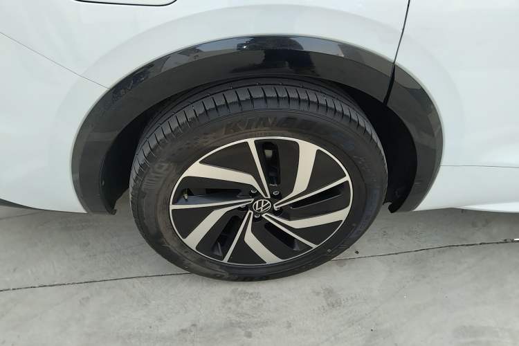 Used Volkswagen Viloran 2024 330TSI Luxury Edition Right Rear Wheel Hub