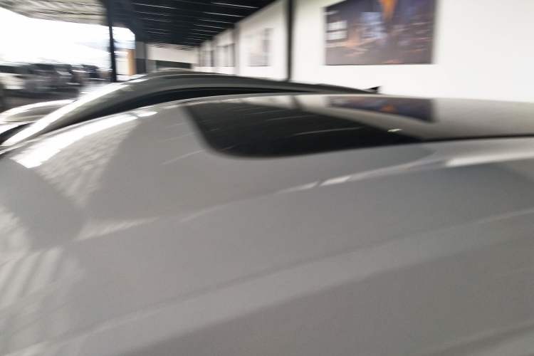Used Volkswagen Viloran 2024 330TSI Luxury Edition Roof
