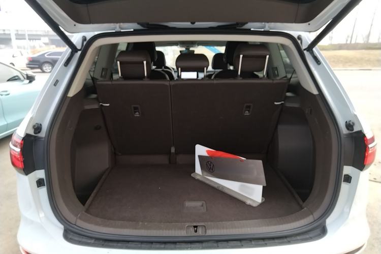 Used Volkswagen Viloran 2024 330TSI Luxury Edition Trunk