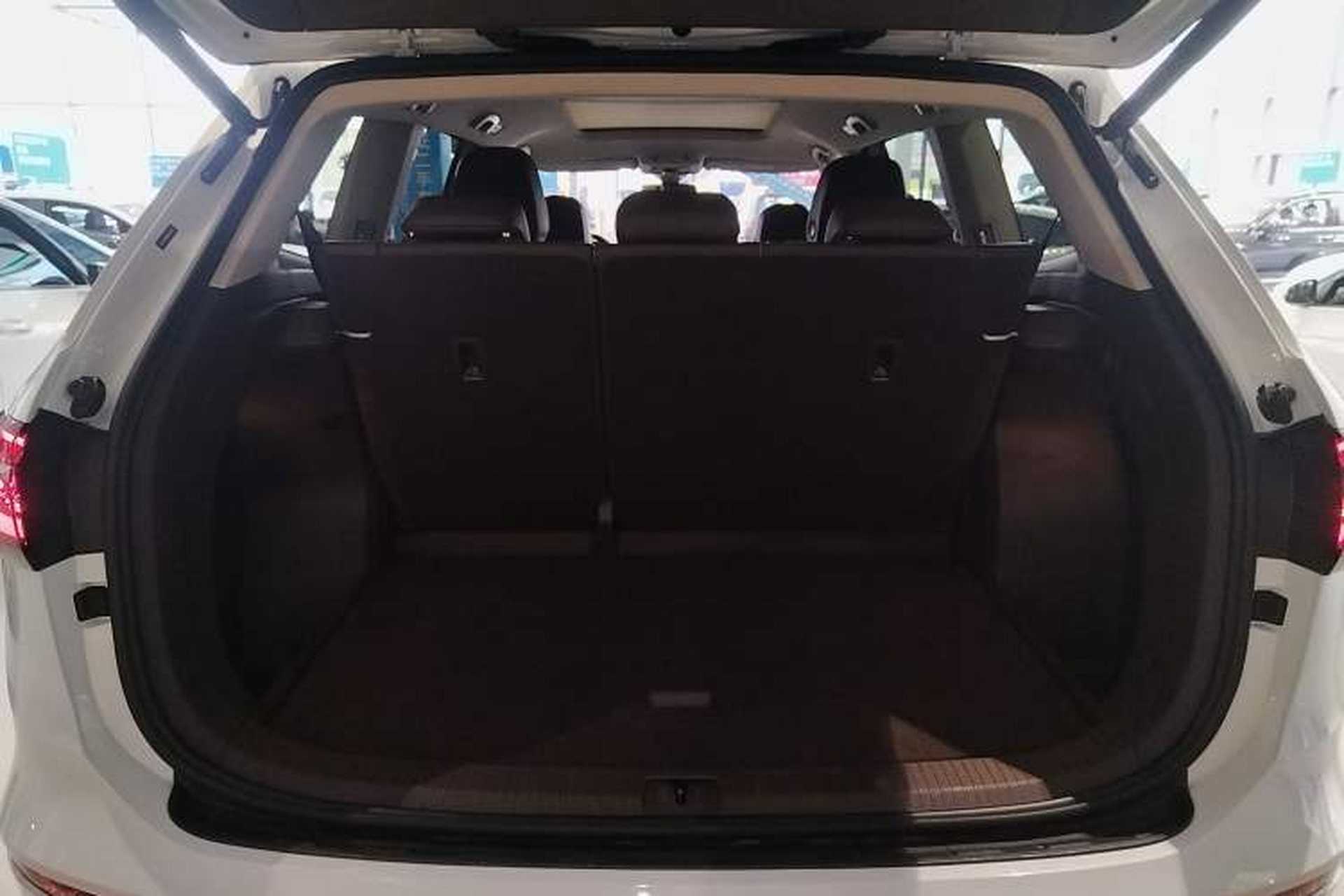 Used Volkswagen Viloran 2024 330TSI Luxury Edition Trunk