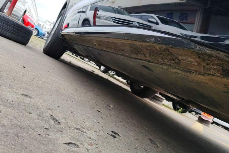 Used Volkswagen Viloran 2026 Model, 330TSI Business Edition Right Side Sill