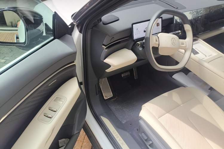 Used Volkswagen Zhongdu 08 2026 Model Dual-Motor Driver Seat