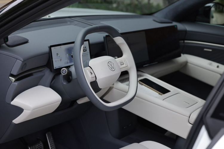 Used Volkswagen Zhongdu 08 2026 Model Dual-Motor Interior 4