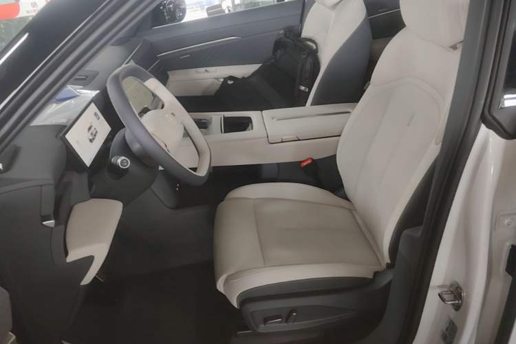Used Volkswagen Zhongdu 08 2026 Model Single-Motor Low-Configuration Left Front Seat
