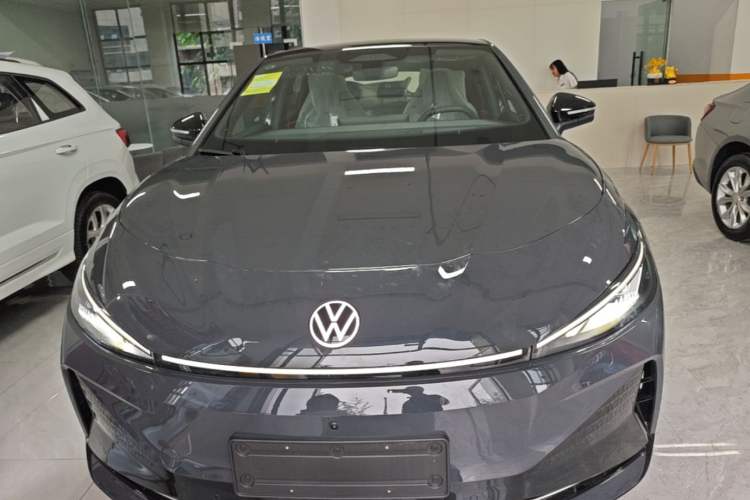 Used Volkswagen Zhongyu 07 2026 Model Pure Front