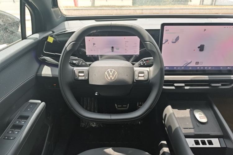 Used Volkswagen Zhongyu 07 2026 Model Pure SE Steering Wheel