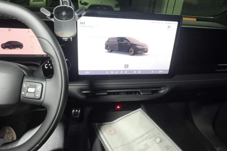 Used Volkswagen Zhongyu 07 2026 Model Pure Audio And AC Panel